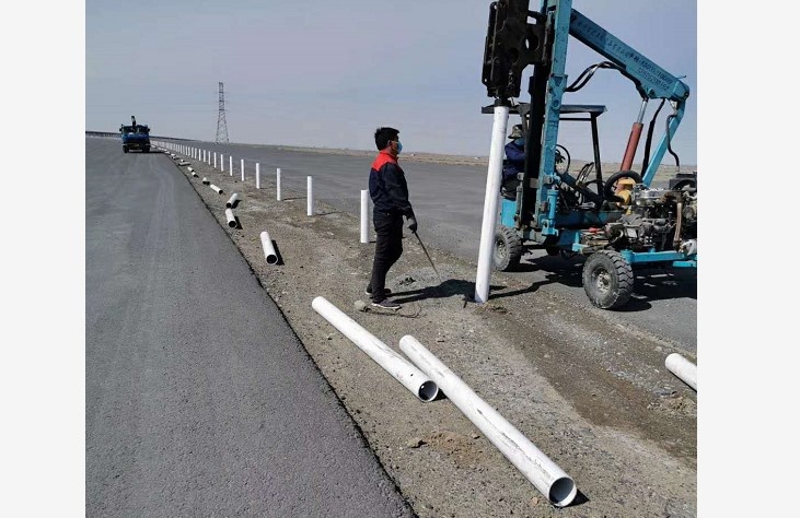 波形护栏生产厂家-重庆 交通设施有限公司生产波形护栏